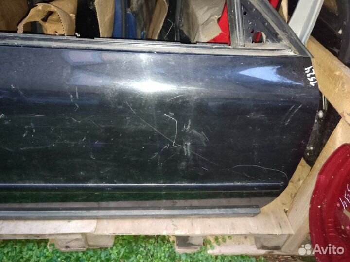 Дверь передняя правая Volkswagen Passat B5