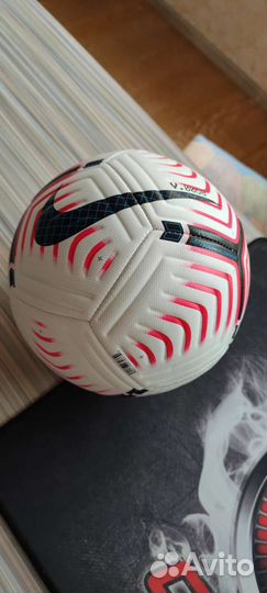 Футбольный мяч новый 4 размер