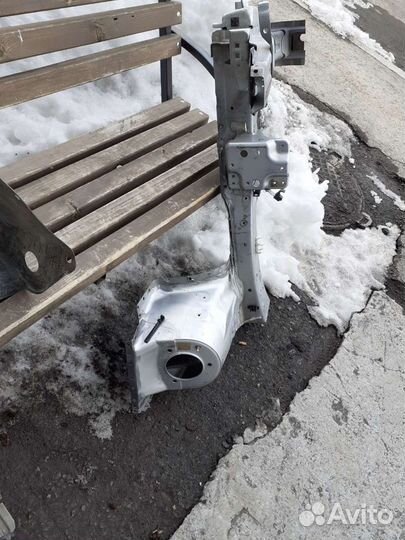 Левый лонжерон Harrier 30