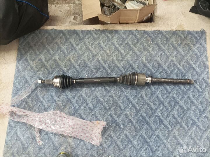 Привод правый новый Пежо 3008 1.5 автомат