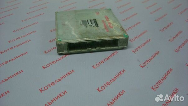 Nissan 23710-7J600 Блок управления двигателем