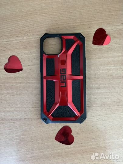 Чехол на iPhone 13 UAG