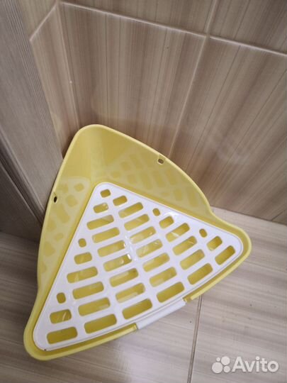 Туалет угловой новый для грызунов