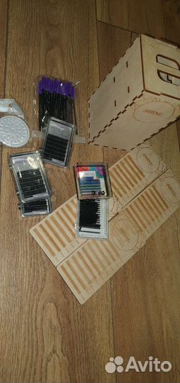 Лэшбокс для наращивания ресниц