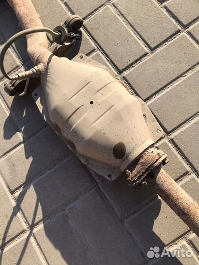 Выхлопная труба на mitsubishi lancer9