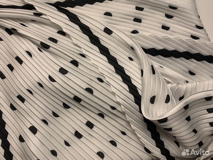 Шелковый женский платок