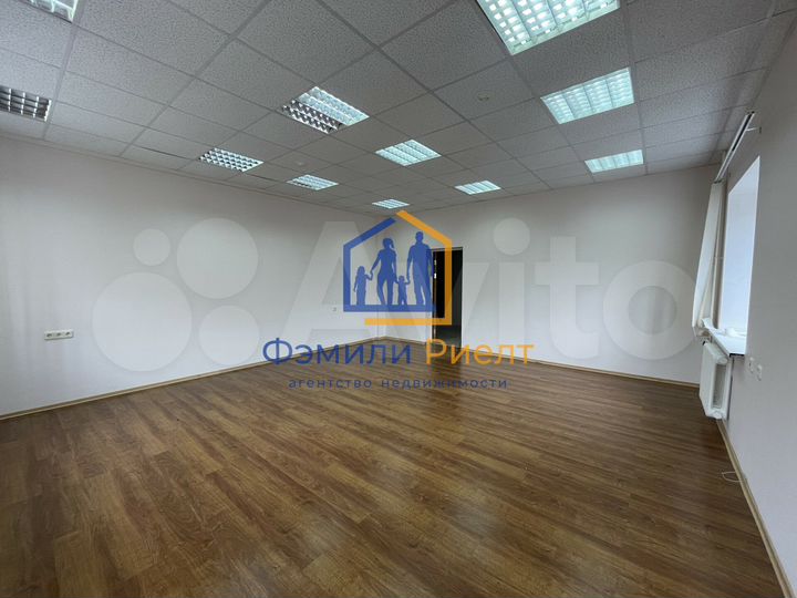 Сдам здание, 488.9 м²