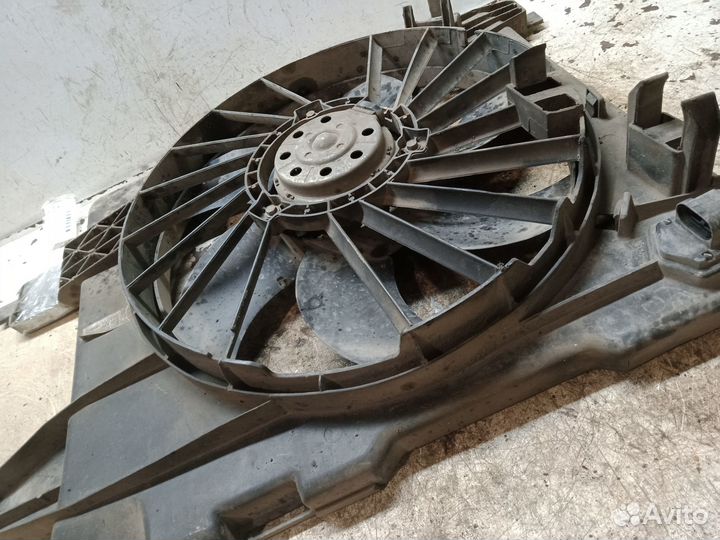 Вентилятор радиатора основного Renault Megane 2