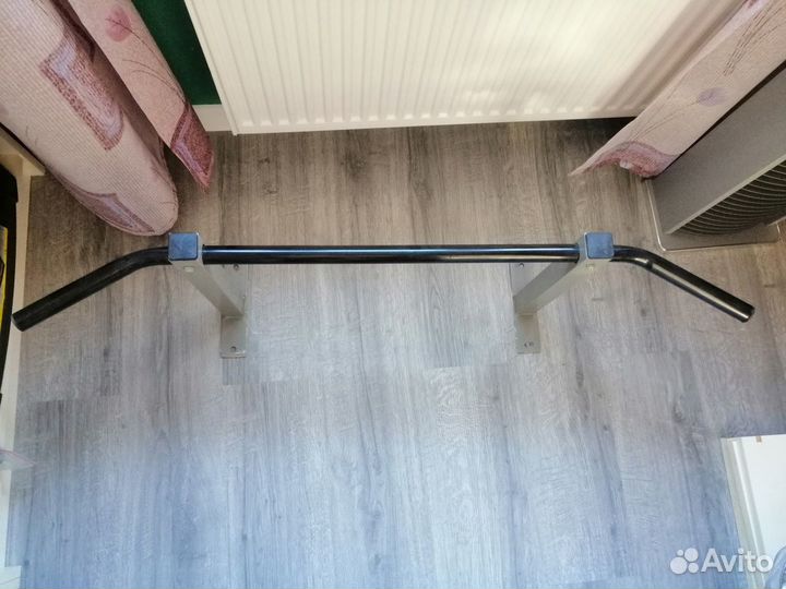 Настенный турник