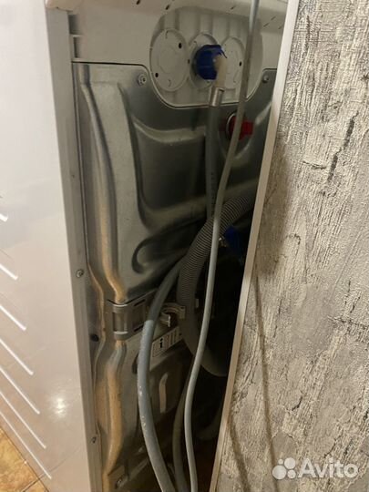 Стиральная машинка с вертикальной загрузкой