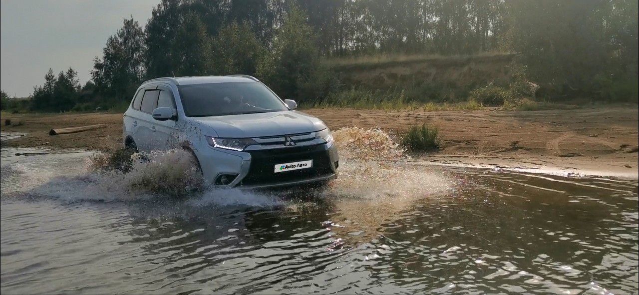 Mitsubishi Outlander: фото владельца