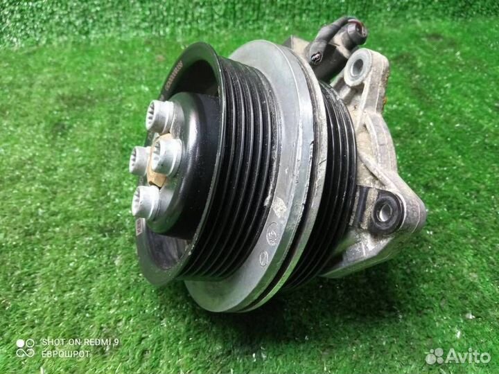 Насос водяной (помпа) Volkswagen Tiguan (2007-201