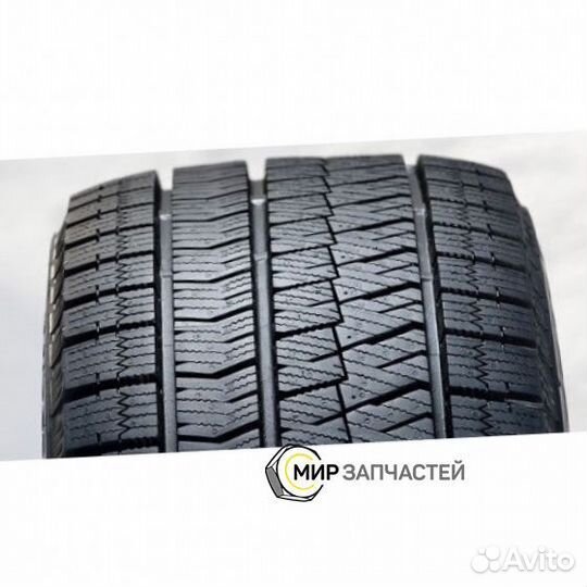 Bridgestone Blizzak Ice 255/45 R18 99S