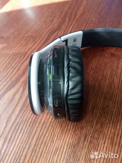 Беспроводные наушники sven AP-B450MV