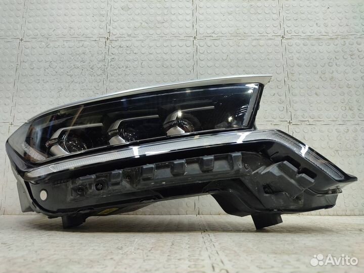 Фара правая Kia Sorento 4 MQ 2020