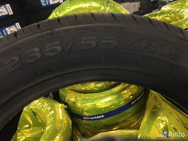 Rydanz Raleigh R06 235/55 R19 105W