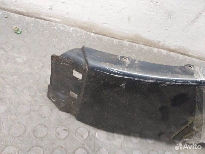 Крыло Volvo V70, 2002