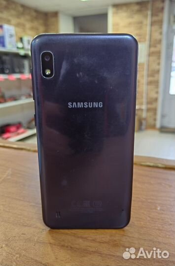 Samsung Galaxy A10, 2/32 ГБ