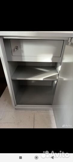 Сейф металлический