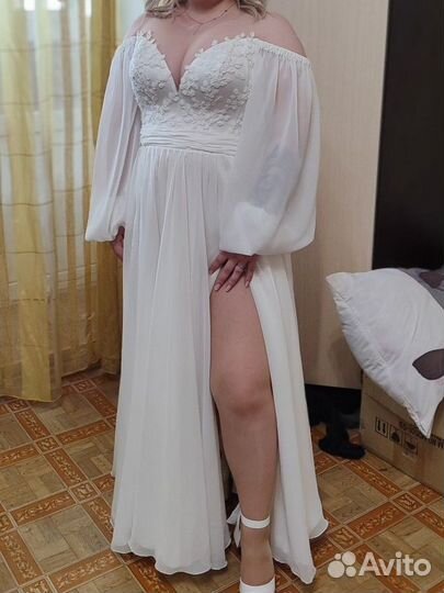 Свадебное платье 48 50 бу