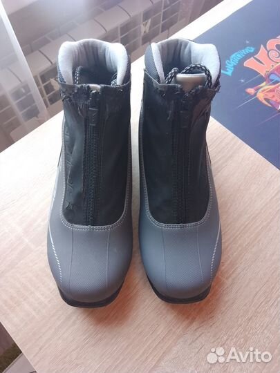 Ботинки для беговых лыж 40р