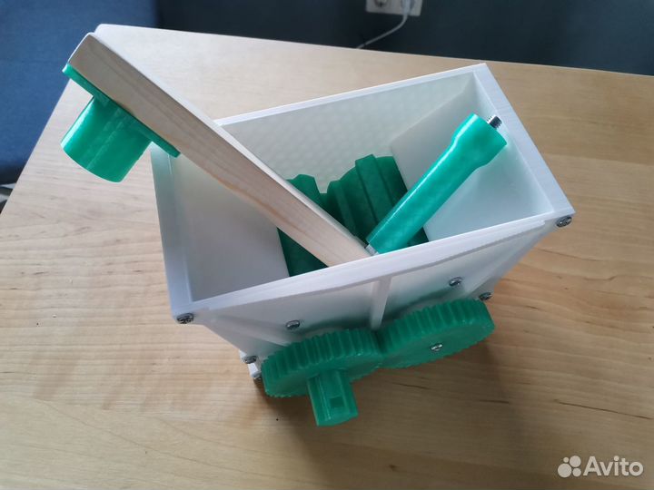 Давилка для винограда, пресс для винограда