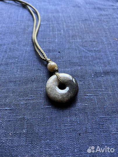 Нефритовый диск «Би«