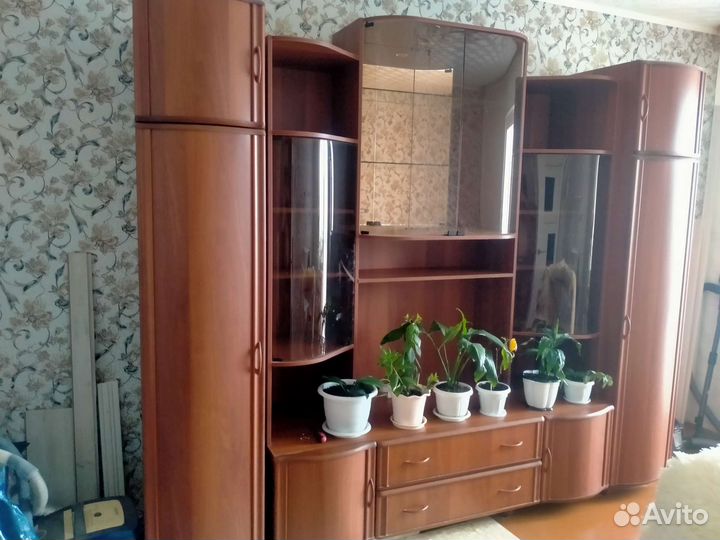 Стенка в гостиную бу