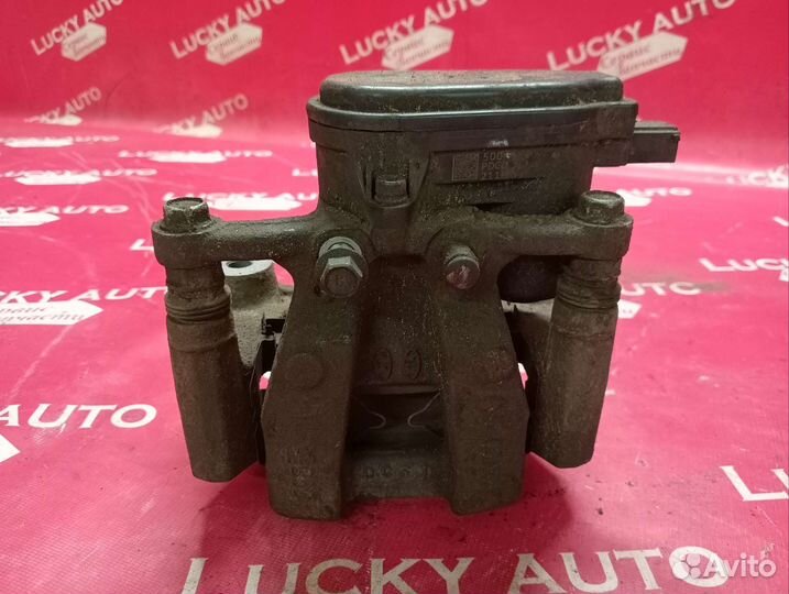 Суппорт задний правый Хендай Санта Фе 4