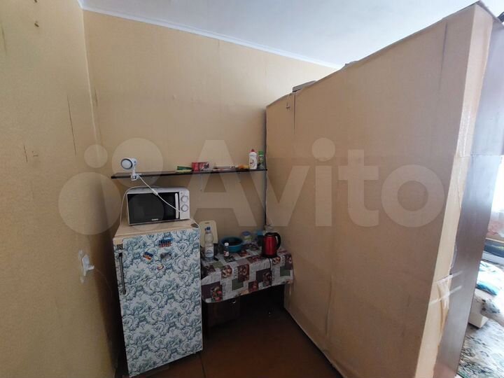 Комната 18 м² в > 9-к., 4/5 эт.