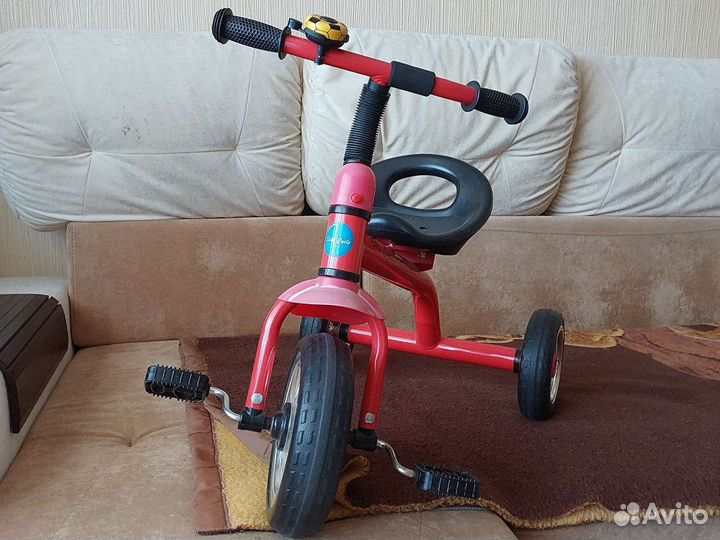 Велосипед на 2-5 лет. 3хколесный. В идеале