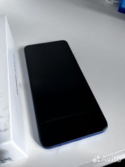 Телефон huawei nova Y70