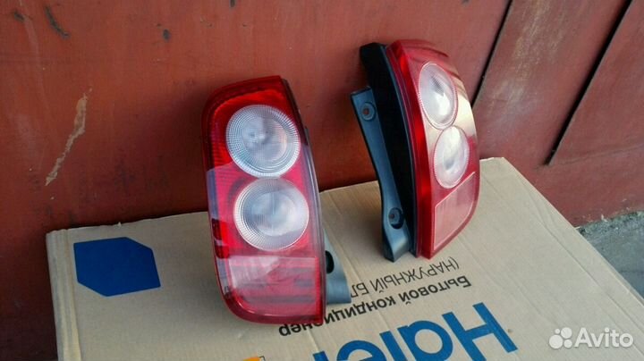 Стоп сигнал ниссан марч 2002-2005г