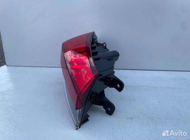 Фонарь задний Шкода Рапид 2 левый 60U945207A