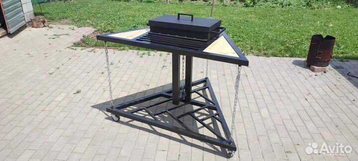 Мангал треугольный