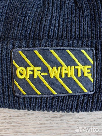 Мужская шапка off white