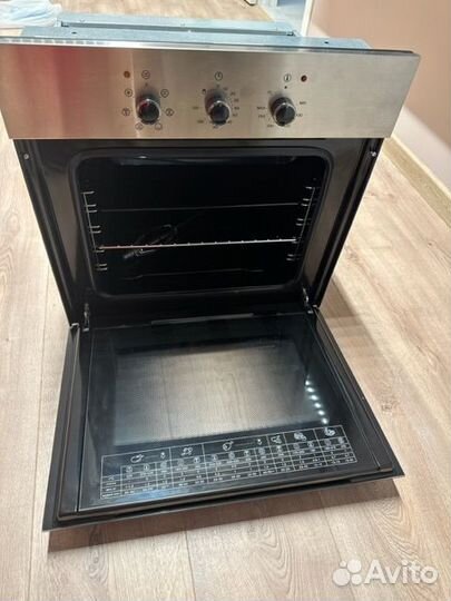 Духовой шкаф