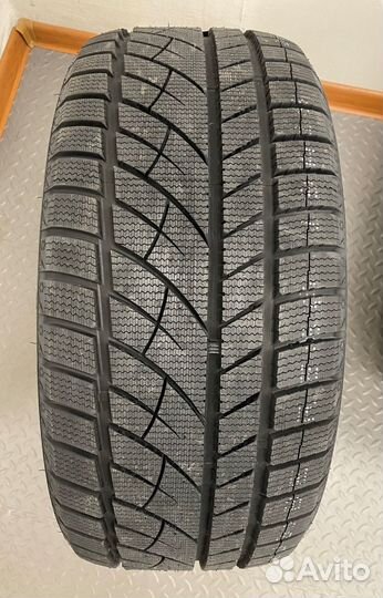 RoadX RX Frost WU01 245/40 R19 97H