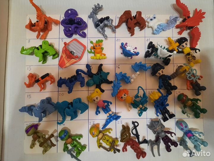 Игрушки из киндера 3