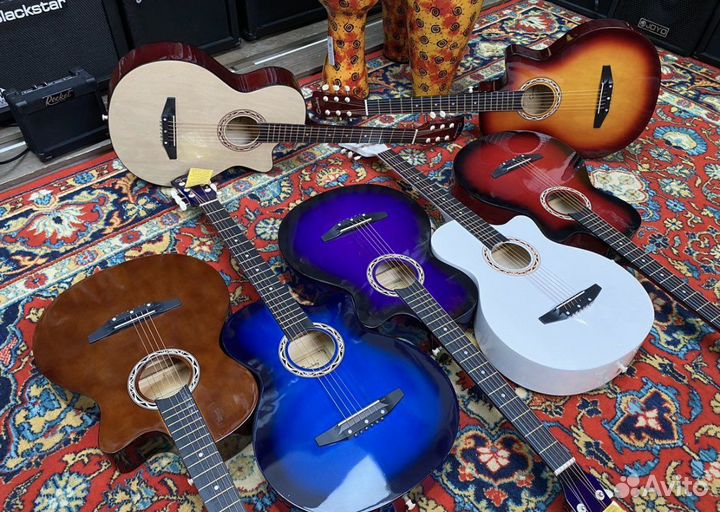 Акустическая гитара новая + чехол
