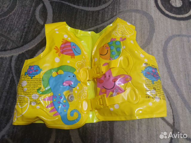 Жилет для плавания