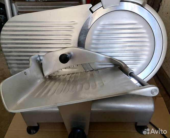 Ломтерезка слайсер бу