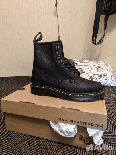 Dr martens hot sale carpathian 1460