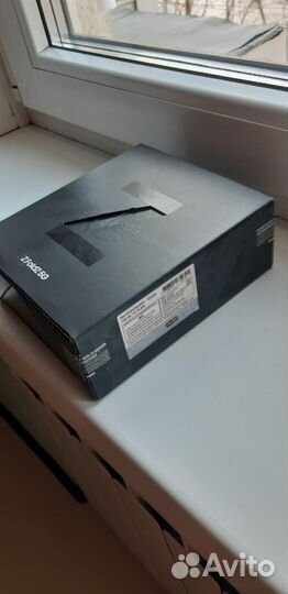 Коробка от Samsung ZFold2