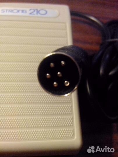 Педаль плавной регулировки оборотов Strong 210