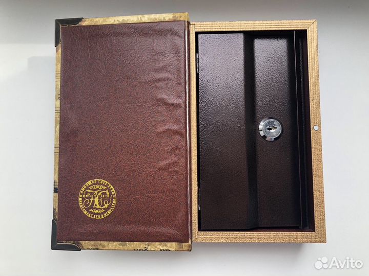 Шкатулка книга сейф