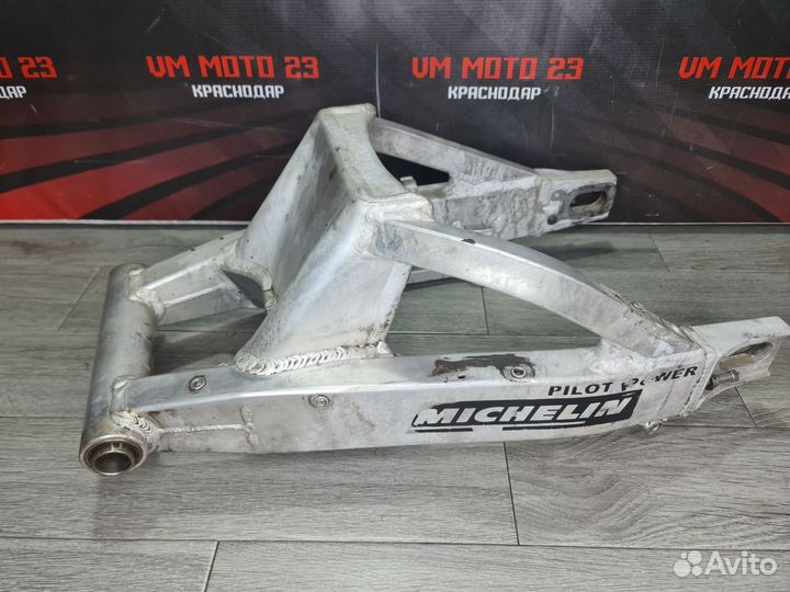 Маятник Suzuki gsx-r 750 k1 k2 k3