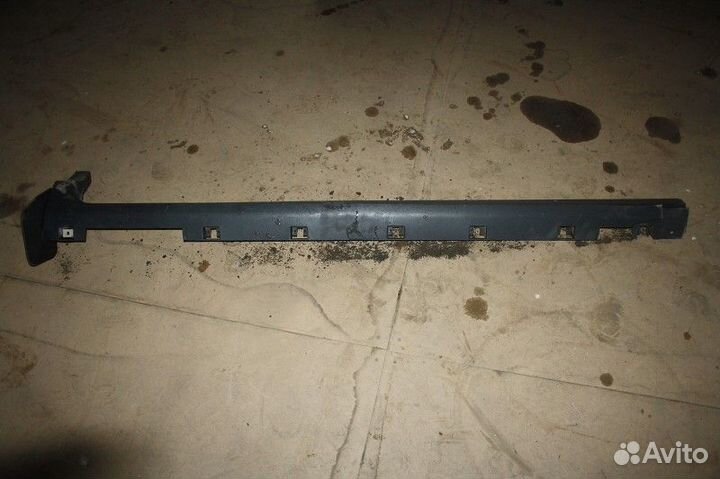 Накладка на порог правая ford kuga II 2012