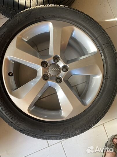 Оригинальные комплект колес audi Q3