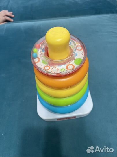 Детская пирамидка игрушка Fisher-Price